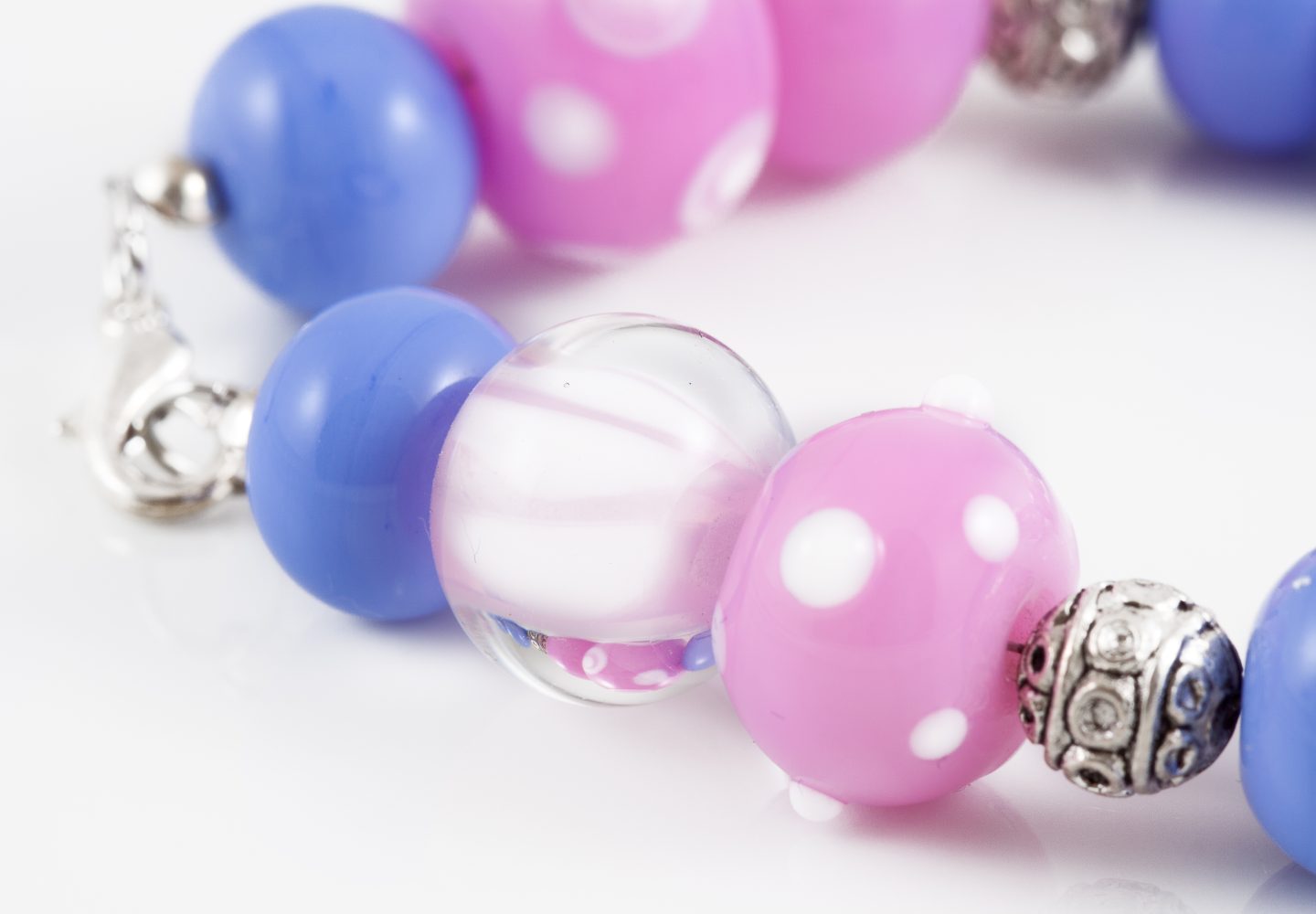 The History and Craft of Venetian Beads in Modern Jewelry