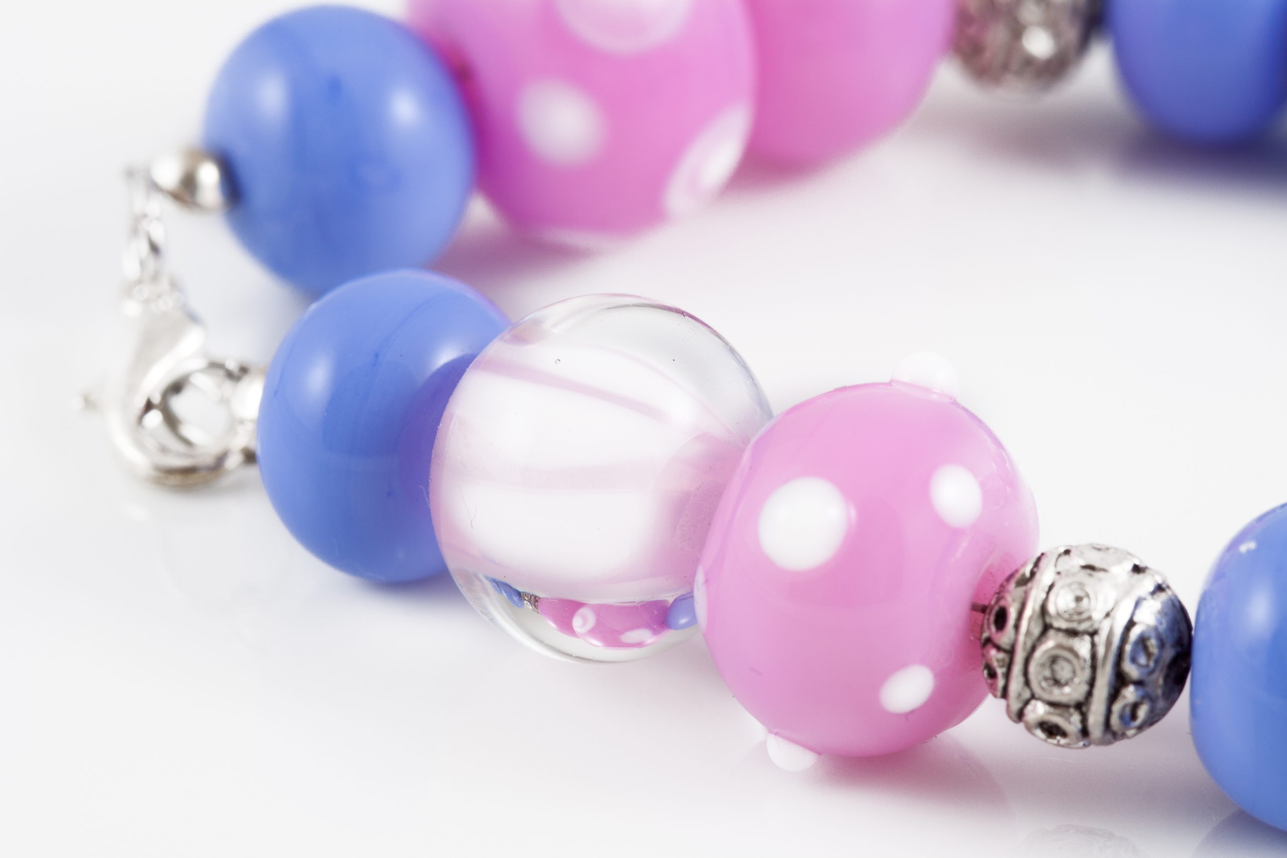 The History and Craft of Venetian Beads in Modern Jewelry