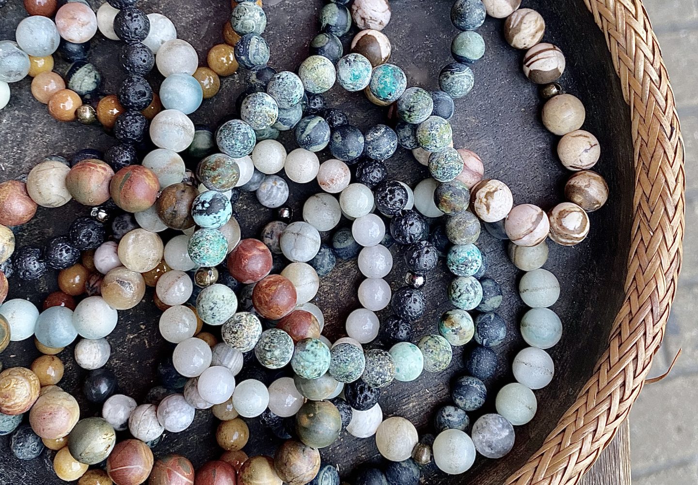 Why Czech Glass Beads Are Perfect for Crafting Bracelets